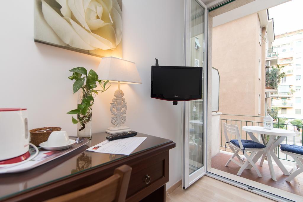 Le Rose B&B Roma Dış mekan fotoğraf